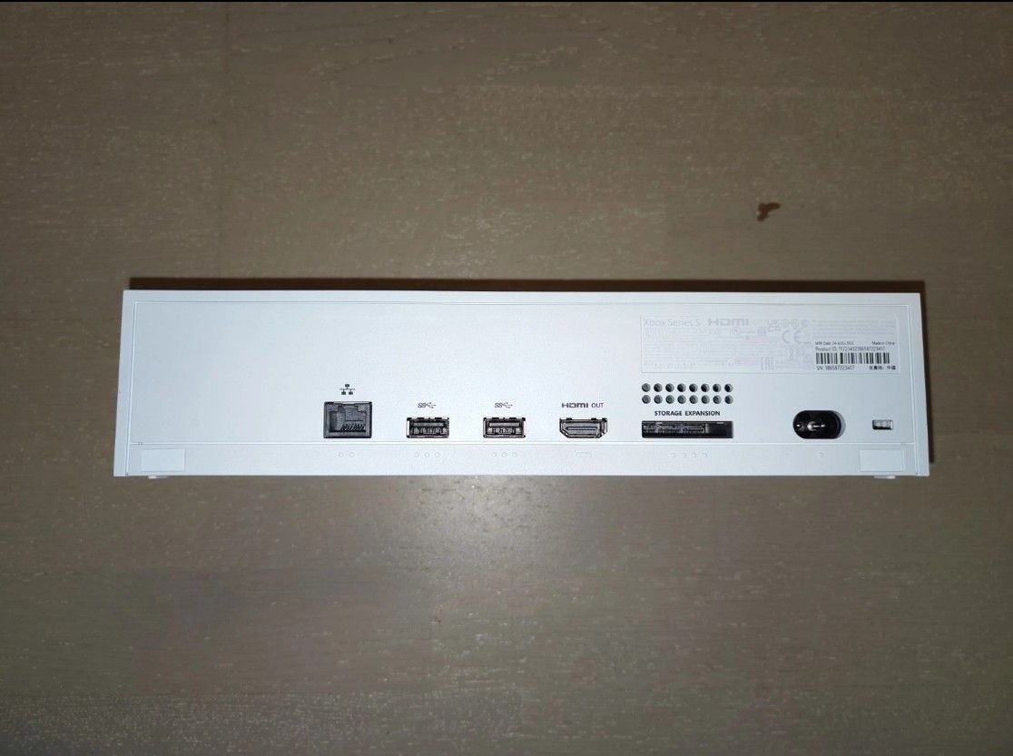 Microsoft Console: Xbox - Series S mit Controller – Usato da Bellach venduto da sandy09061 2