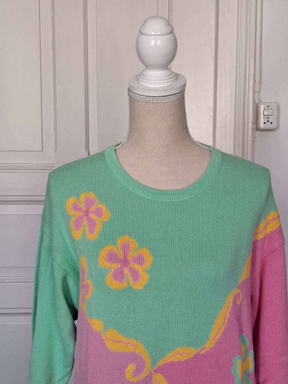 Pullover & Sweatshirts: Vintage Strickpullover mit Blumen, Gr. M – Gebraucht aus Ried-Brig von Zzyzx 2