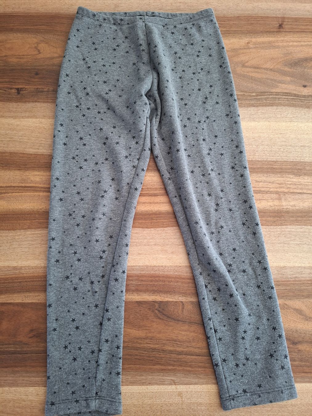 Lotti & Set di vestiti: Kleiderpaket 03 (5 Trainerhosen / Launchware) – Usato da Affeltrangen venduto da Salz-Pfeffer 3