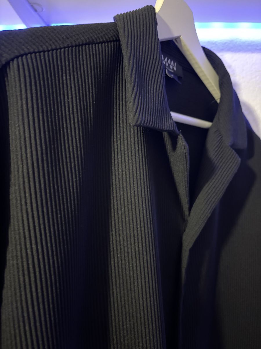 Camicie: Elegantes schwarzes Hemd – Nuovo (secondo la descrizione) da Küttigen venduto da Hedimia 1