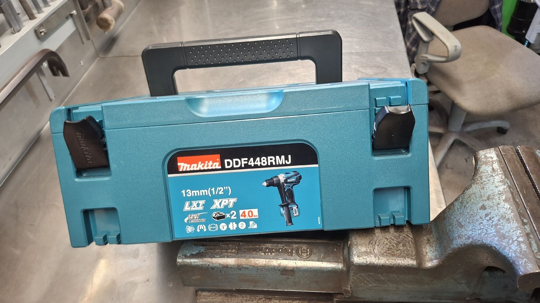 Makita Tutti gli attrezzi: Makita DDF448RMJ Koffer neu – Nuovo (secondo la descrizione) da Zuckenriet venduto da baro05 2