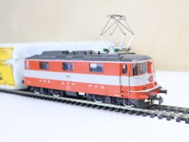HAG Swiss Express - SBB Re 4/4 E-Lok Nr. 211 H0