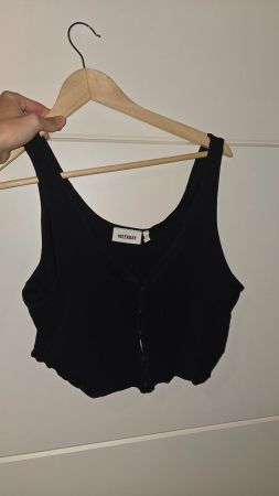 Schwarzes Croptop