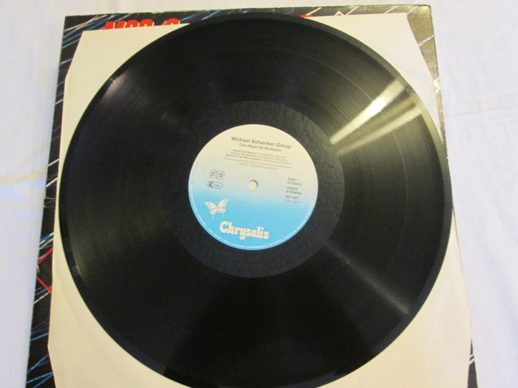 Vinyles: Double Vinyle 33t MSG "One Night At Budokan" 🤘🔥 – D'occasion à la Chaux-de-Fonds par Lampe 1