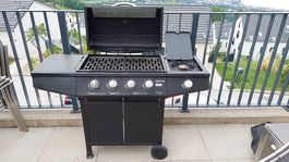 Barbecue à gaz