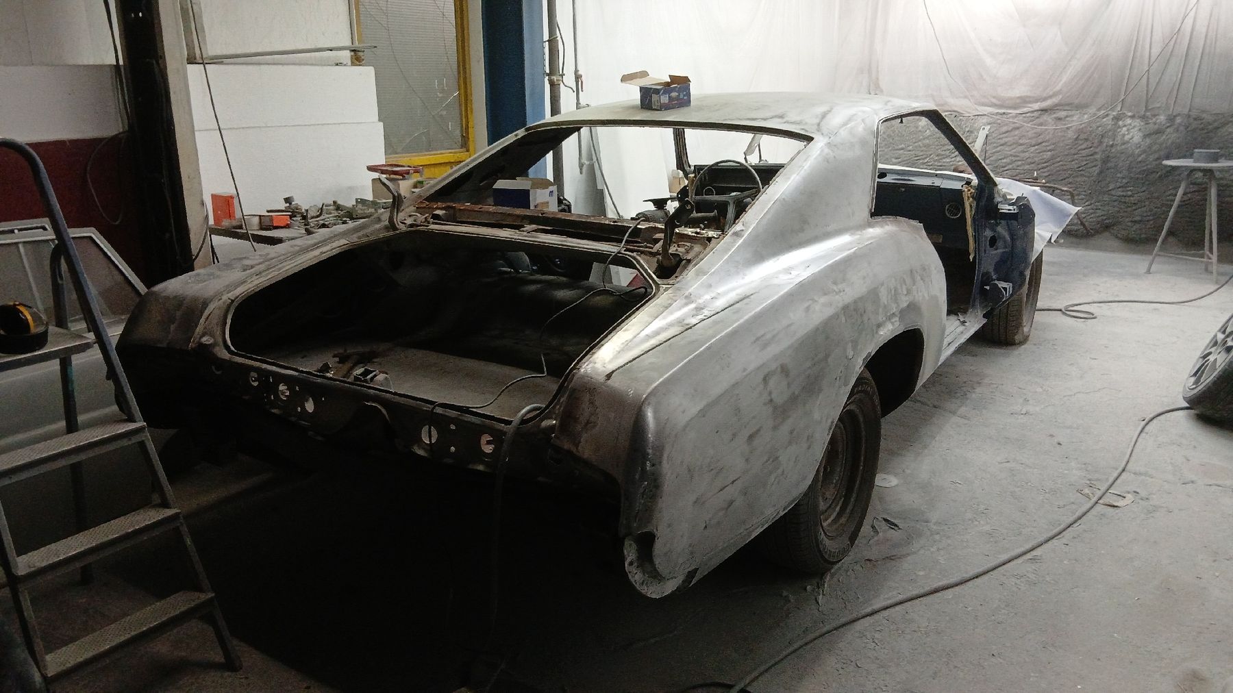 Buick Autos: Buick Riviera 66 V8 401 – D'occasion à la heutte par Auto-stock