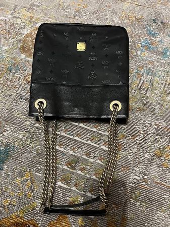 MCM Tasche Vinyil schwarz eine Seltenheit