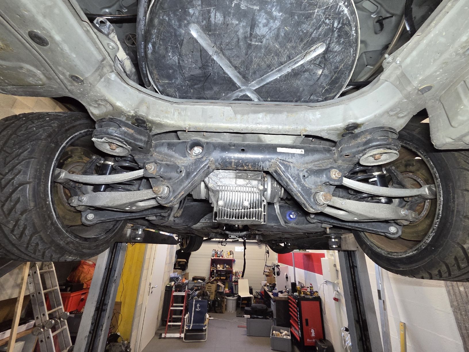 BMW Tutti pezzi di ricambio auto: pont arrière m3 e92 – Usato da Eclépens venduto da raf_f8vs 1