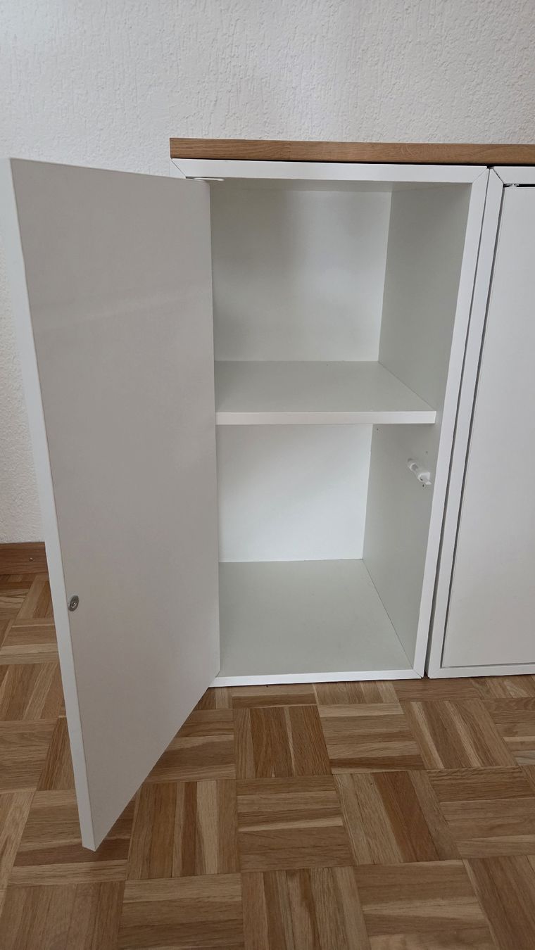 Scaffali: ikea Eket Elemente mit schöner Holzplatte – Usato da St. Gallen venduto da Isabelle1234 2