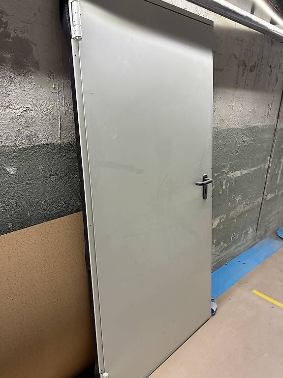 Porte: Provisorische bautüren  – Usato da Zürich venduto da sanderluckers
