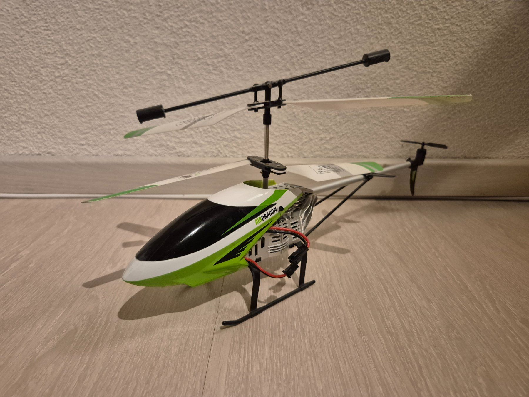 Modellismo RC: Sky Rover Exploiter S – Usato da Gerlafingen venduto da Takuta