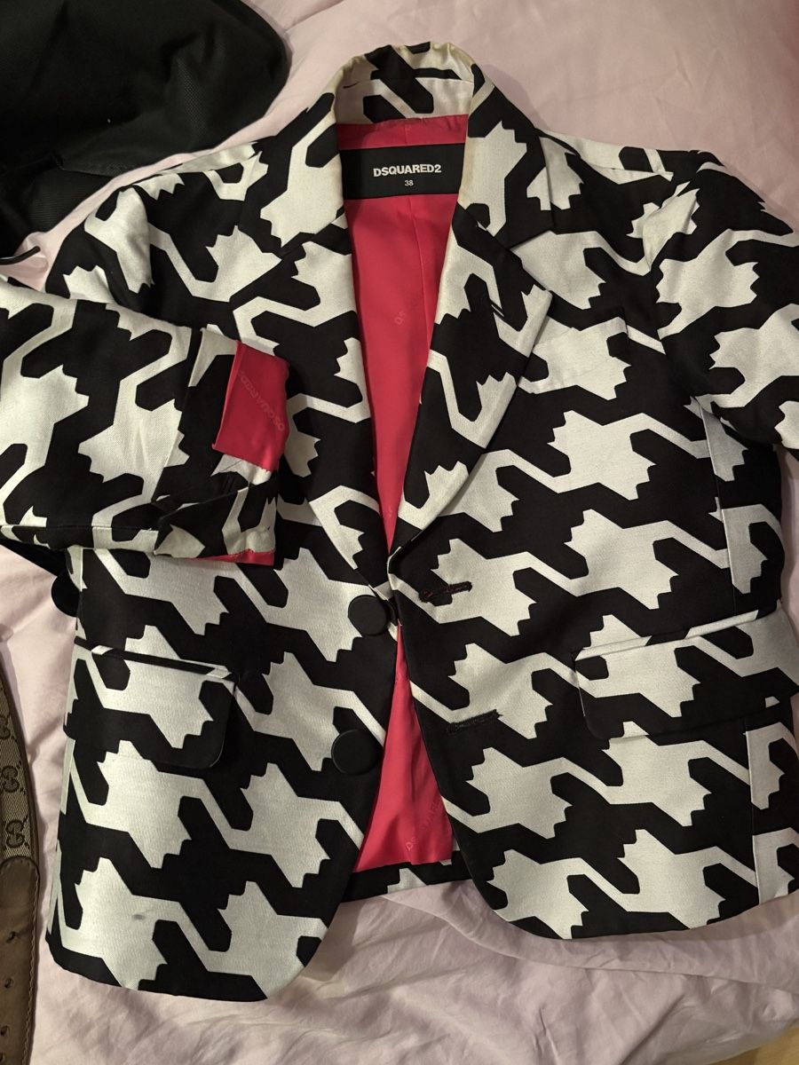 Dsquared2 Giacche: Dsquared Jacke – Usato da Zunzgen venduto da mel_y6w2