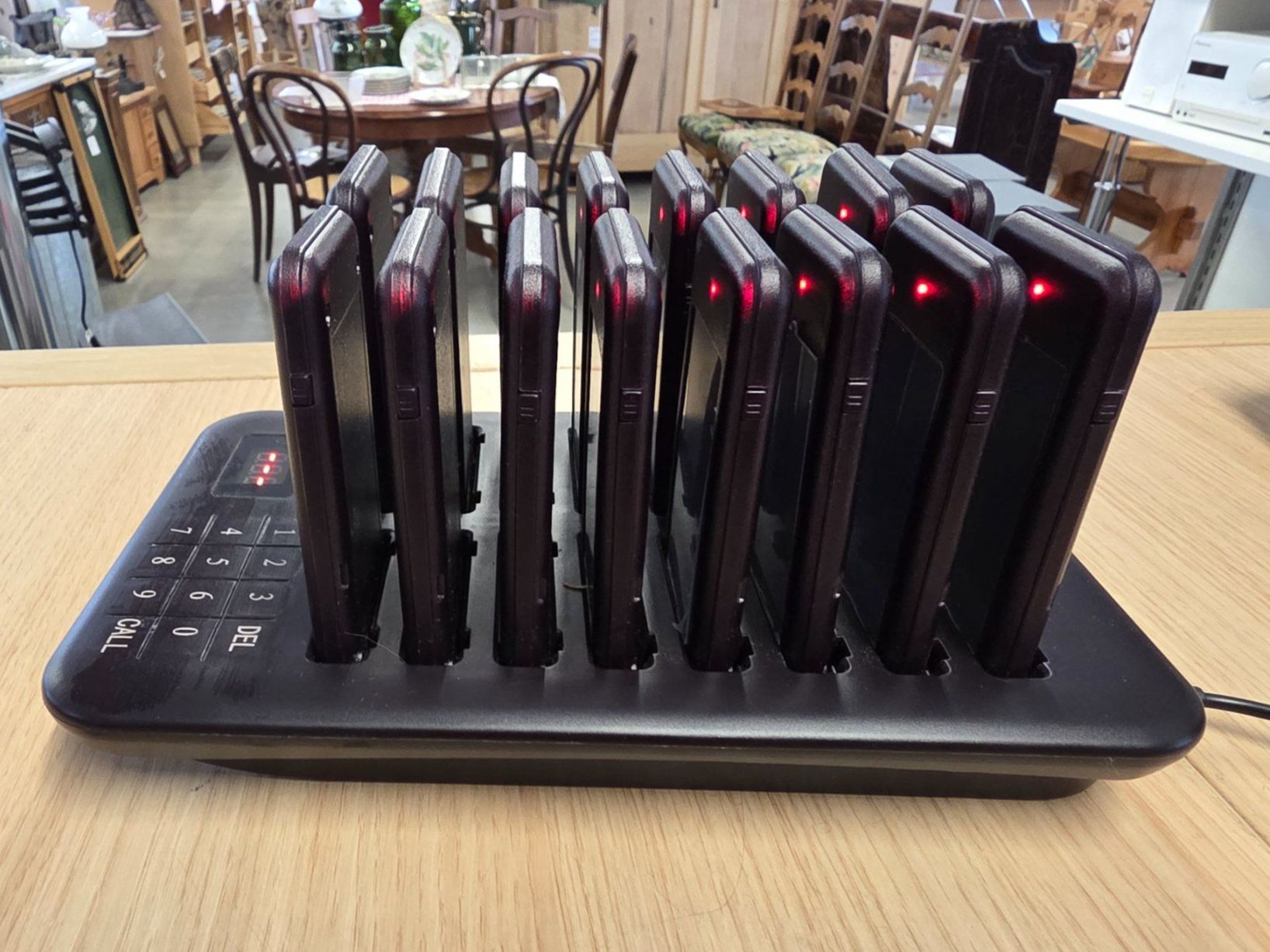 Registratore di cassa: Restaurant Pager System 16 – Usato da Chur venduto da FeschtlandBrockiChur 1