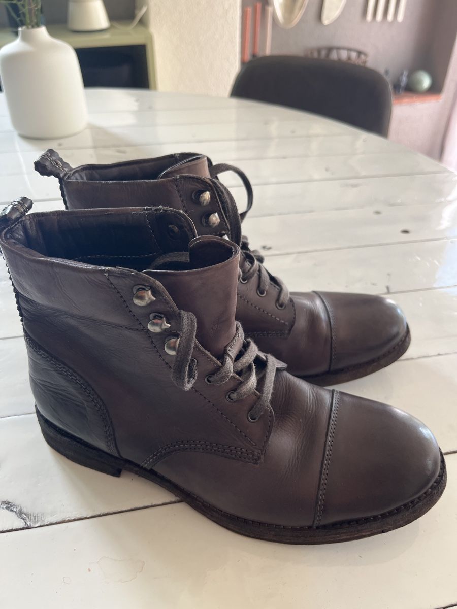 Scarpe da donna: Lederboots FREDsBRUDER Gr.40 – Usato da Rüti ZH venduto da huzzelrock