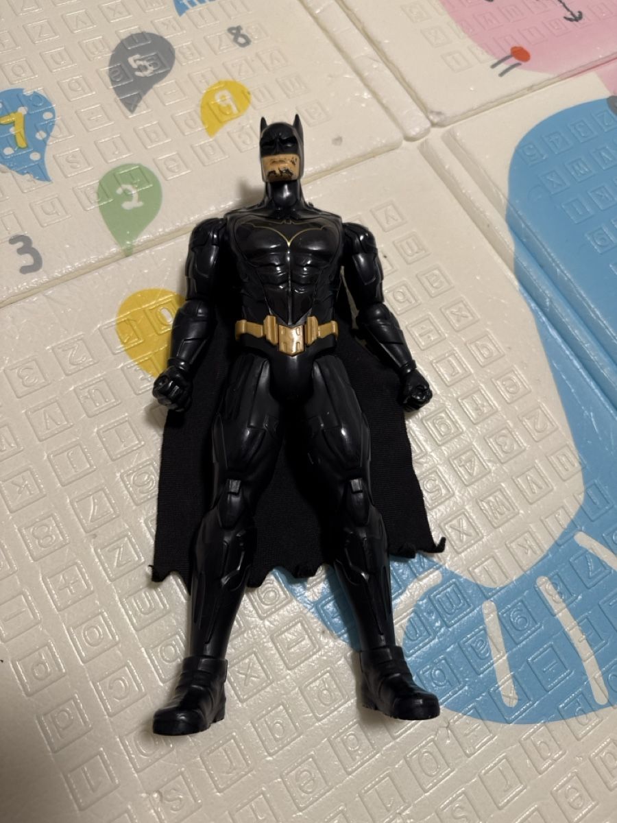 Marvel Giocattoli: Batman Action Figur – Usato da Wettingen venduto da xue_6sym 1