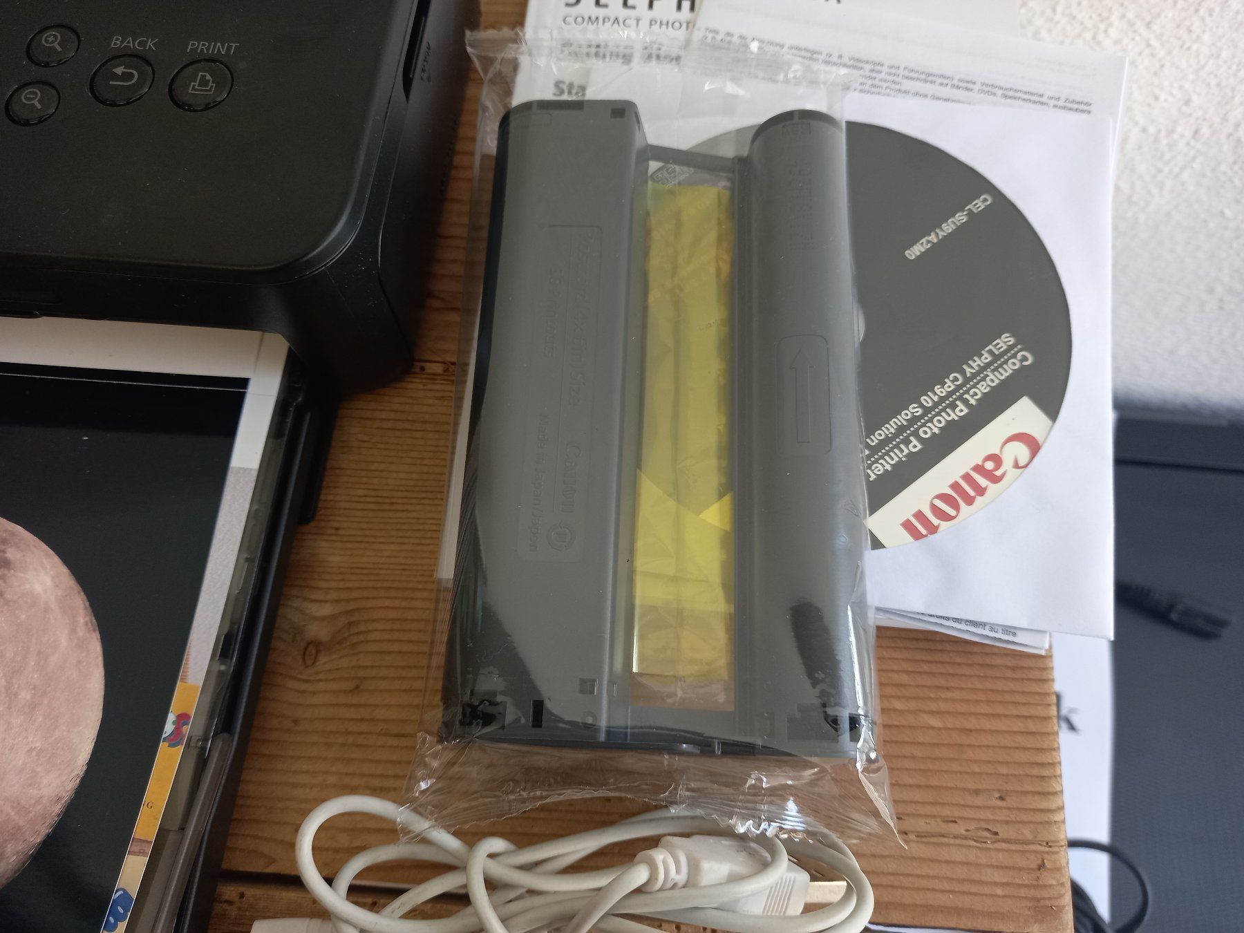 Canon Imprimantes: Canon Selphy CP910 Fotodrucker – D'occasion à Prez-vers-Siviriez par Monija70 2