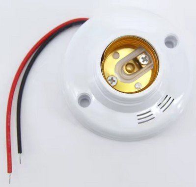 Lampade: Lampenfassung E27 mit Tonsteuerung  und Lichtsensor – Nuovo e nell'imballaggio originale da St. Gallen venduto da schnaeppchen-preise 2