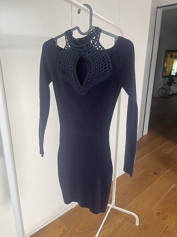 Vestiti: Figurbetontes Kleid – Nuovo e nell'imballaggio originale da Erlinsbach SO venduto da mel_9nj8 2