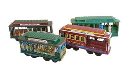 4 ältere Spielzeug Strassenbahnen