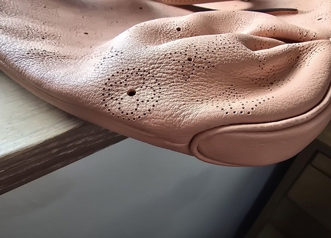 Louis Vuitton Sacs femmes: Louis Vuitton Mahina – Neuf (Voir description) à Murten par Lvfan4ever44 2