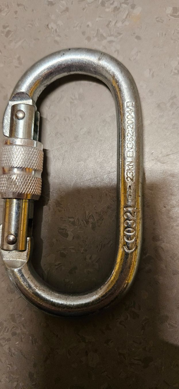 Attrezzatura da arrampicata: YOKE Karabiner – Nuovo (secondo la descrizione) da Baar venduto da Vel...Baar45 2