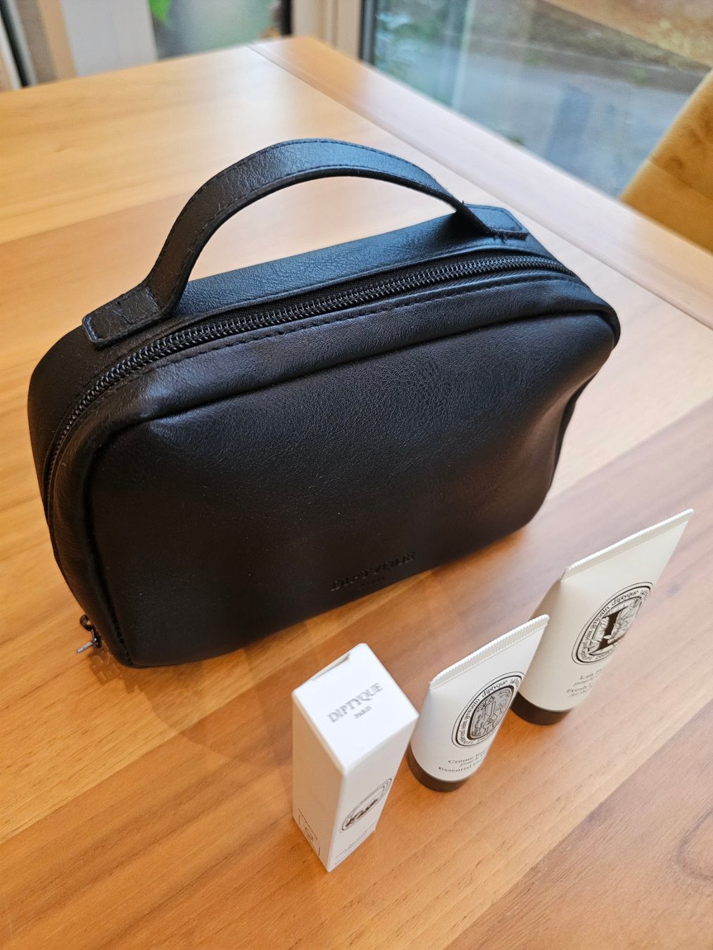 Valigie: Trousse de voyage - Dyptique Paris – Nuovo e nell'imballaggio originale da Bernex venduto da MarkusShultz
