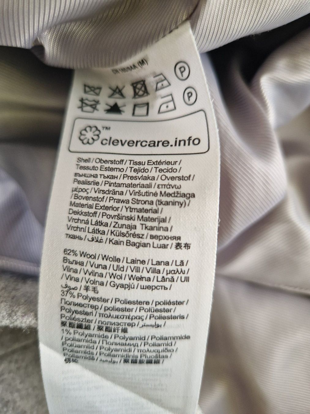 Esprit Cappotti: ESPRIT Kurzmantel / Jacke – Usato da Möhlin venduto da Cloudy73 5