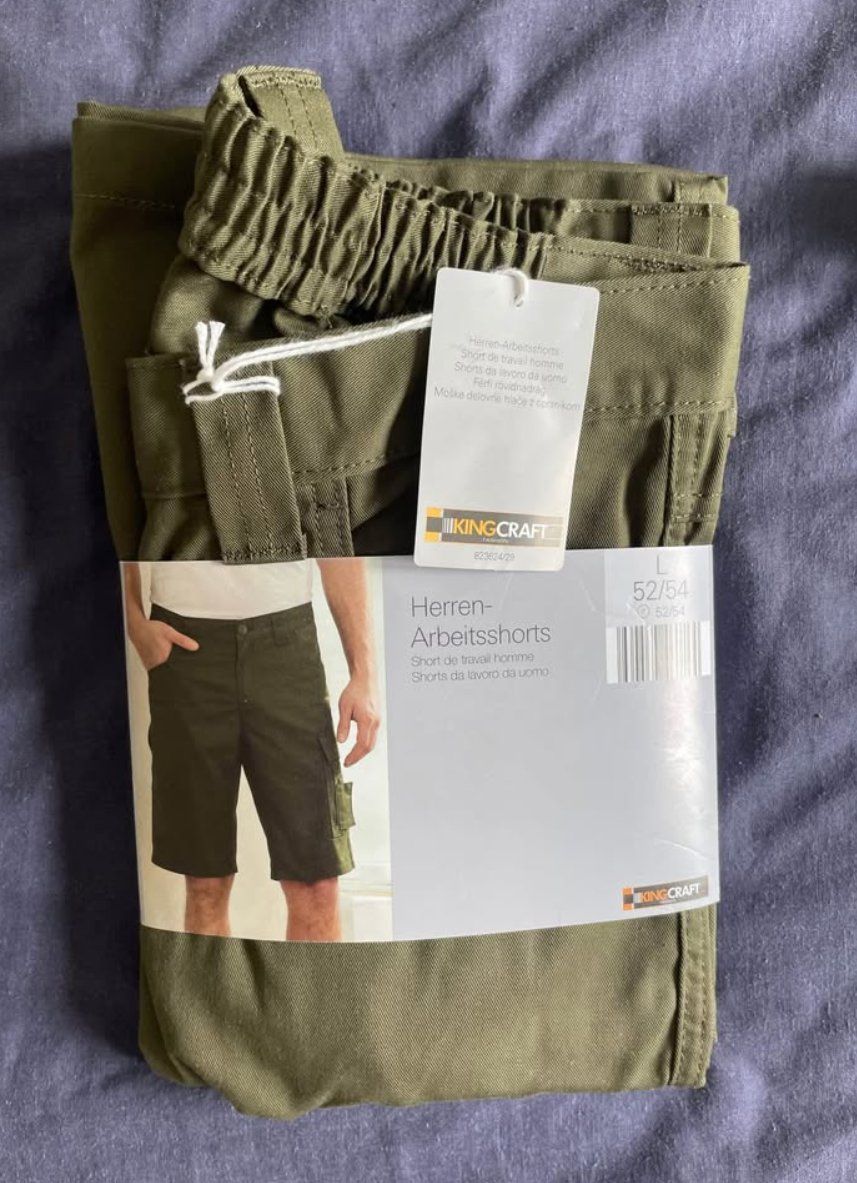 Pantaloni: Arbeitsshorts - Hosen für Herren – Nuovo e nell'imballaggio originale da Zürich venduto da valevare