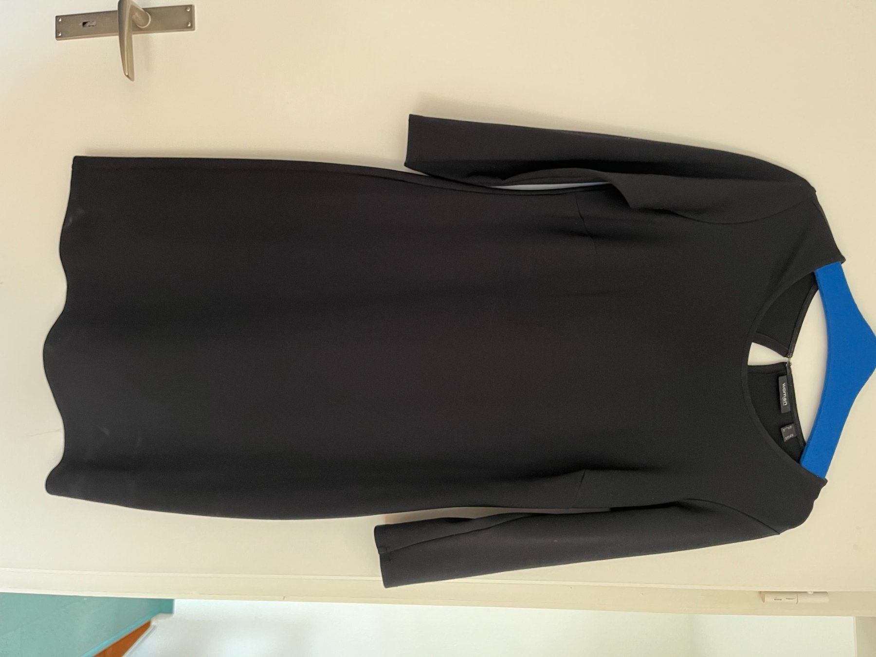 Vestiti: Damenkleid, langarm Grösse 38 – Usato da zollikerberg venduto da Momi6