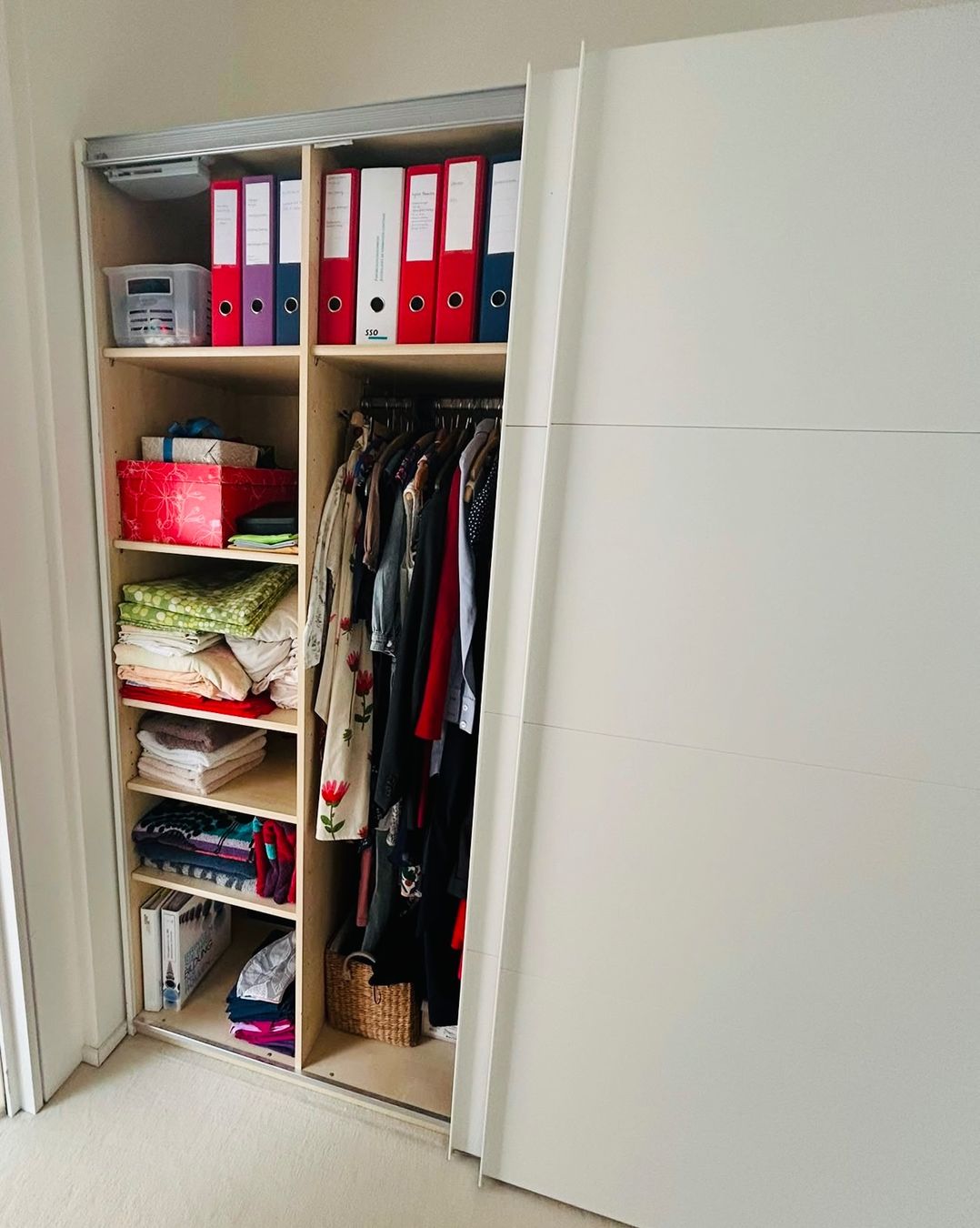 Armadi: Schiebetürenschrank weiss – Usato da Mörschwil venduto da JanetV 1
