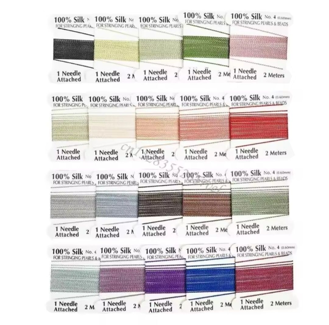 Cordicelle & Fili: Perlseide mit Nadel 0,60mm, 2 Meter, 20 Farben – Nuovo e nell'imballaggio originale da Menziken venduto da Mirager 1