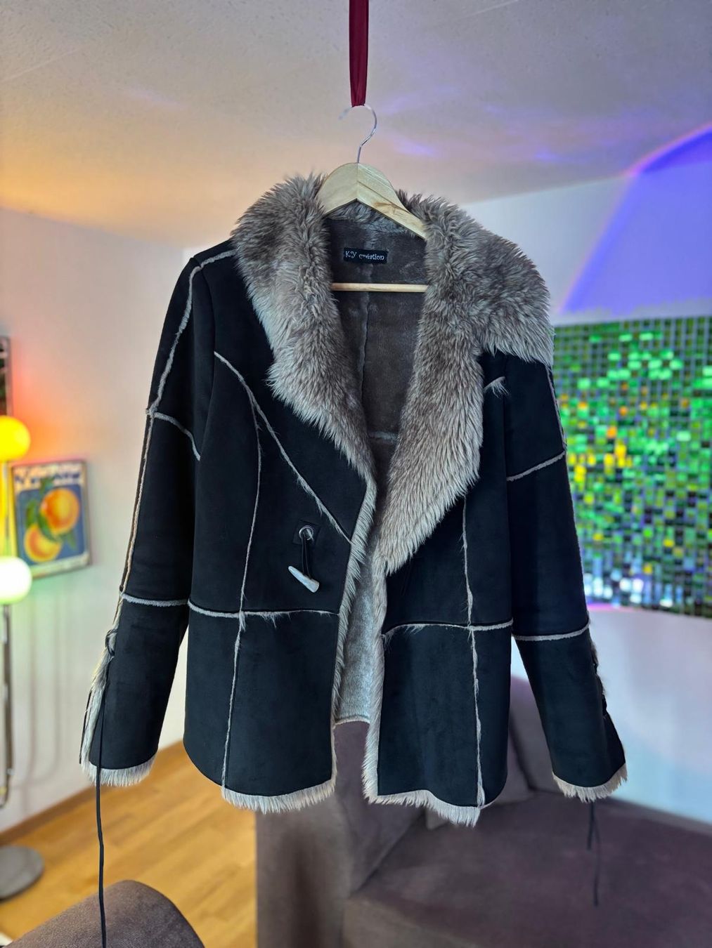 Giacche: Veste fausse fourrure brune – Usato da Vevey venduto da LaFripdesChris