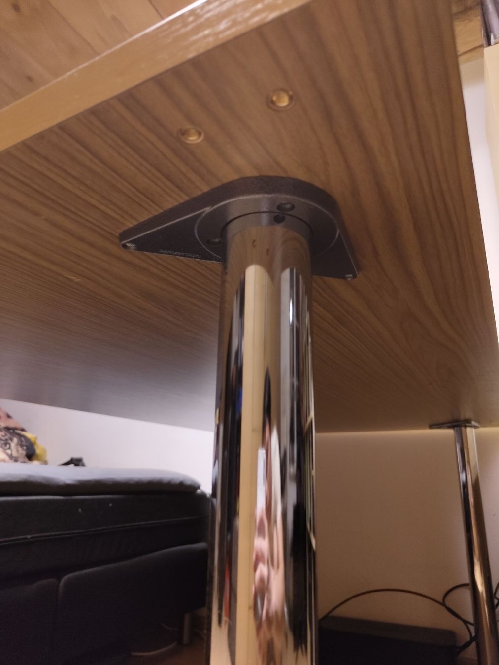 Tavoli: grosser Bürotisch – Usato da Schleinikon venduto da Frogman416 3