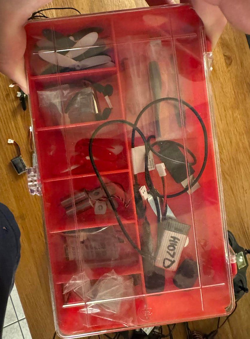 Modellismo RC: lot de drones avec accessoires – Difettoso da Trélex venduto da Arnaudyak 1