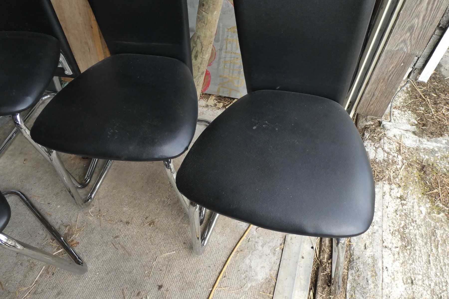 Sedie: 4 chaises en skaï – Usato da Fontaines NE venduto da monloisir 1