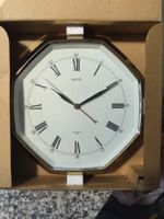 Pendule murale Seiko Quartz vintage, parfait état!