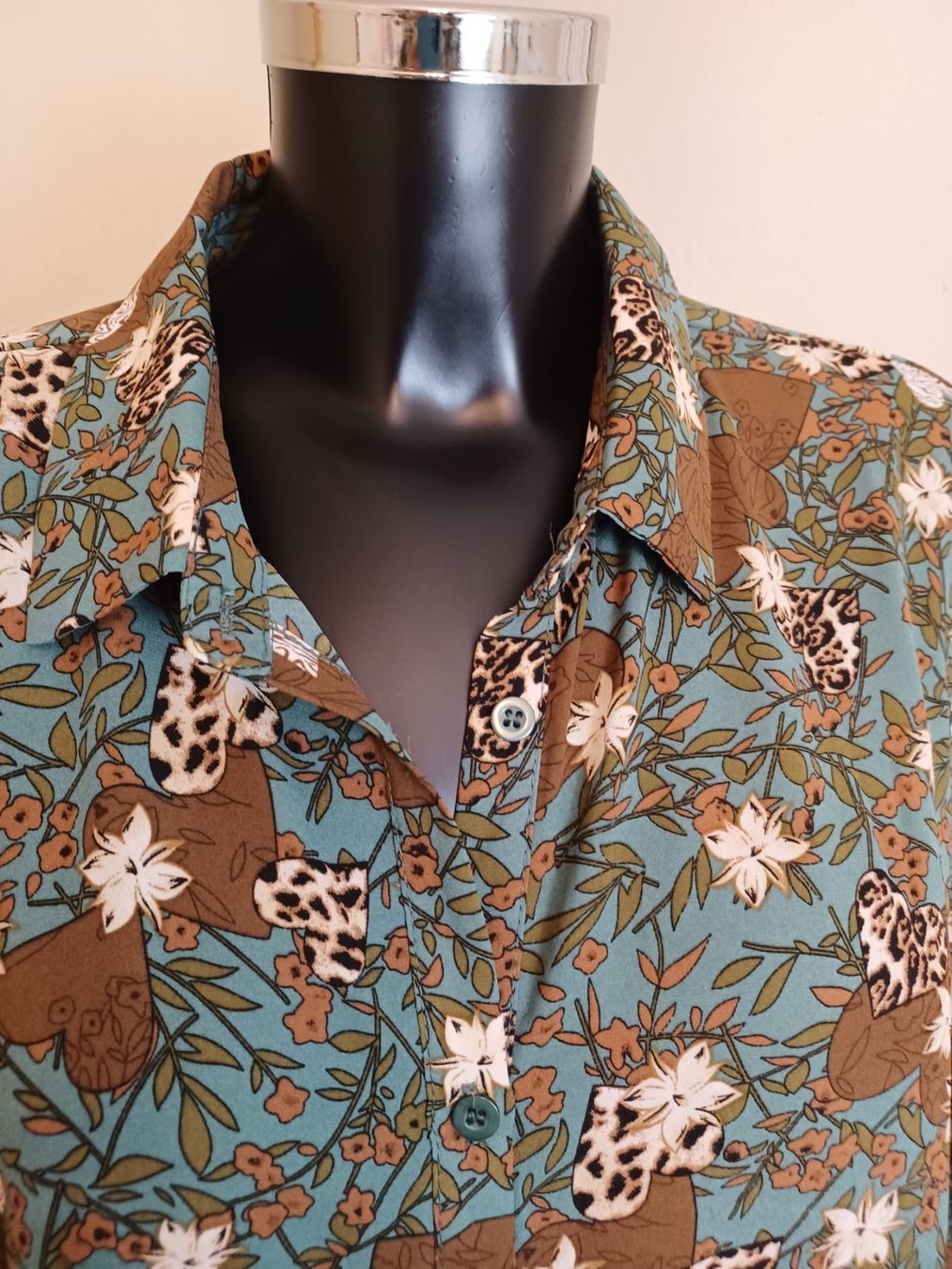 Robes: NORAH Blusenkleid Gr.44 – D'occasion à Luzern par GoSecond 2
