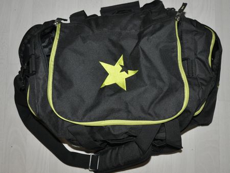 Reisetasche / Duffelbag / Sporttasche schwarz