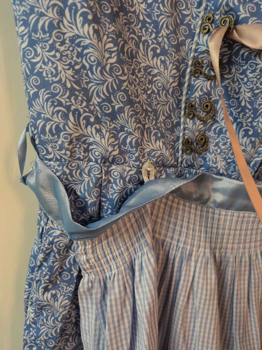 Vestiti: Dirndl Gr. 40 von Stockerpoint – Usato da Untersiggenthal venduto da Naomi4 1