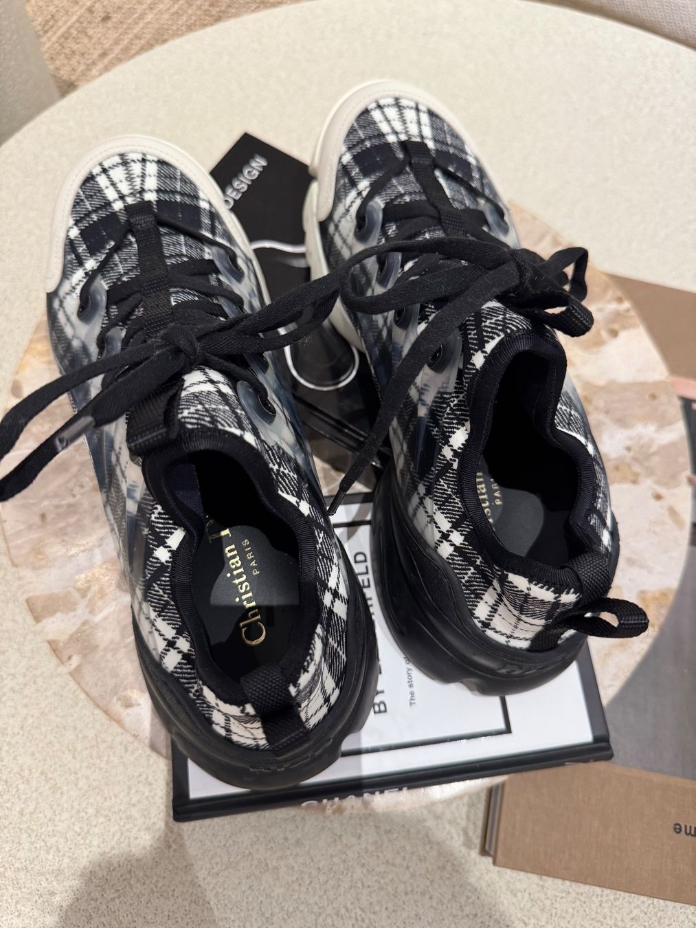 Dior Scarpe da donna: DIOR SNEAKERS TARTAN – Usato da Schwyz venduto da bofb 5