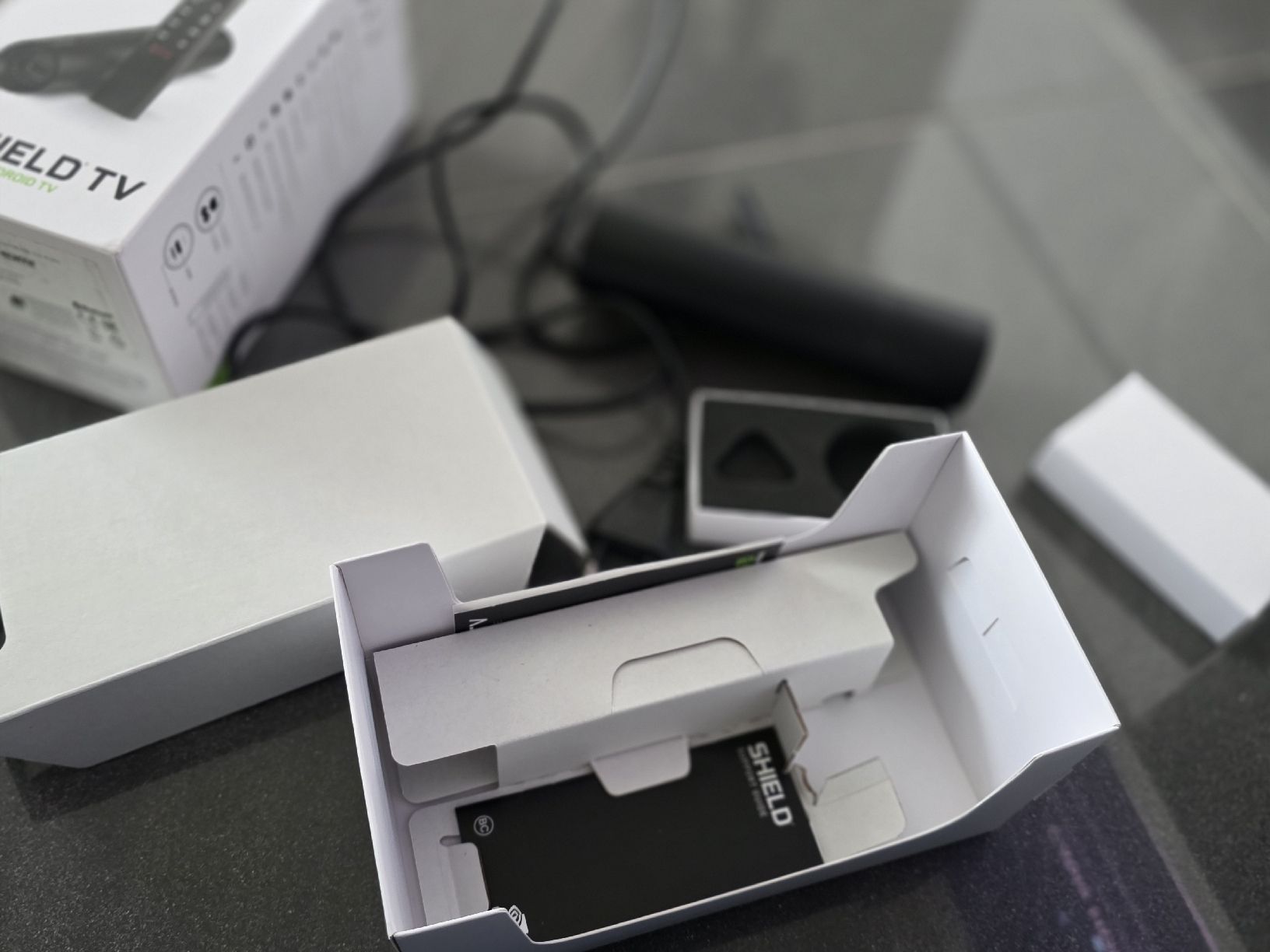 Nvidia Multimediaplayer & Streamer: Nvidia Shield TV 4K HDR Android TV 2GB RAM – Gebraucht aus Neyruz FR von Yann 3