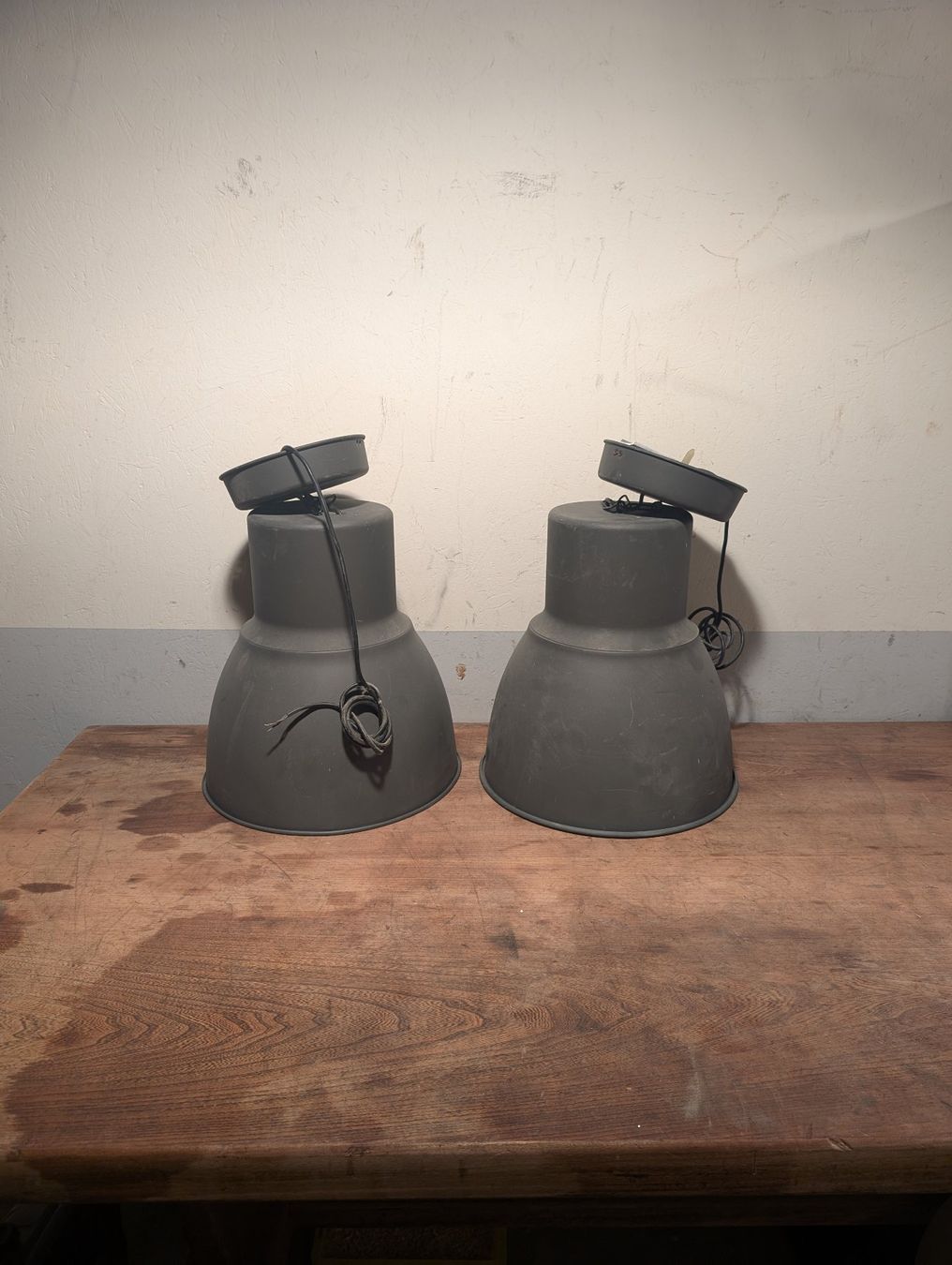 Lampadari & plafoniere: lampes suspendu luminaires – Usato da Portalban venduto da Deuxieme-vie