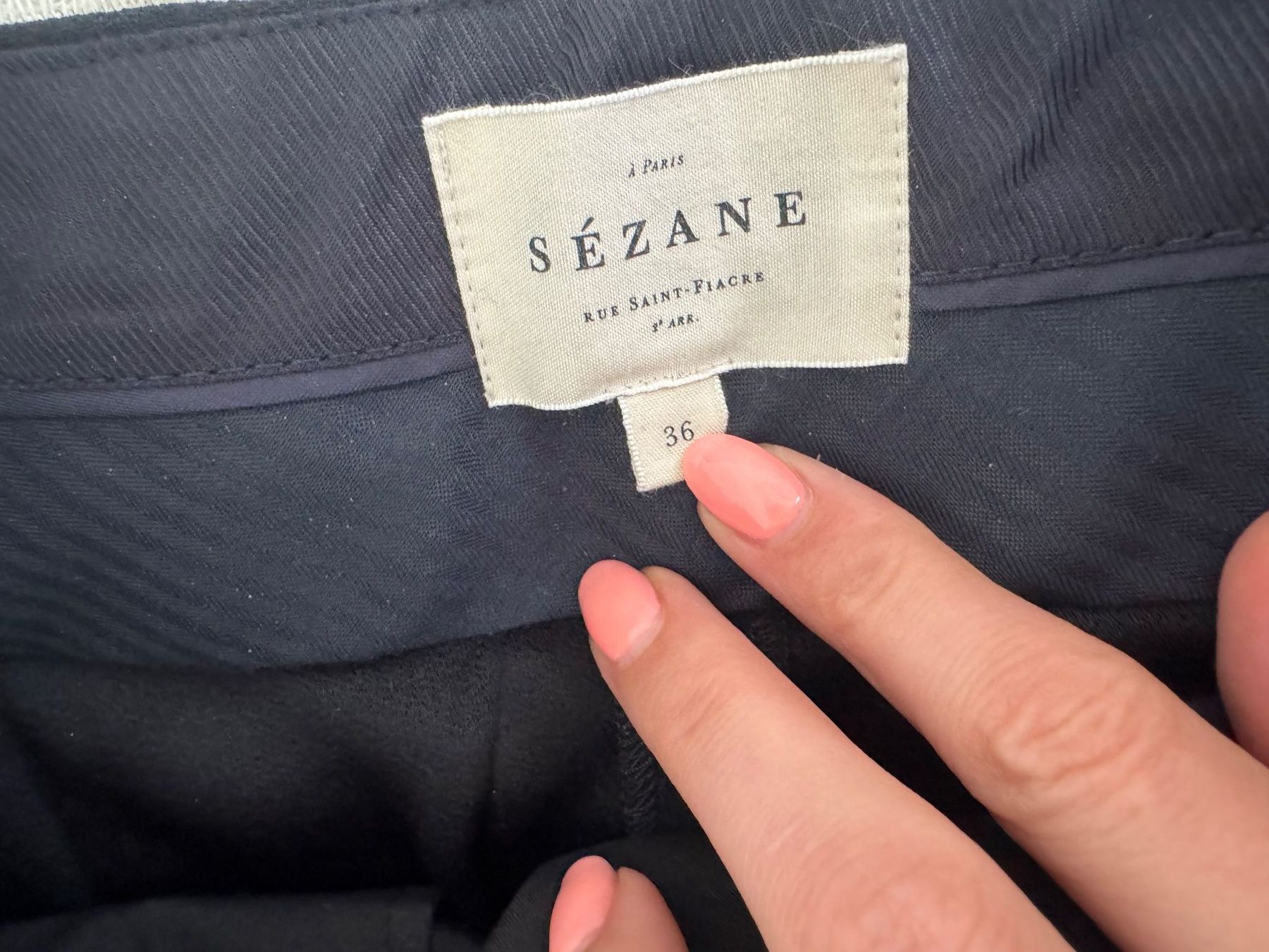 Sezane Pantaloni: Pantalon Sézane noir "Gustavo" taille 36 – Usato da Adliswil venduto da sskb 1