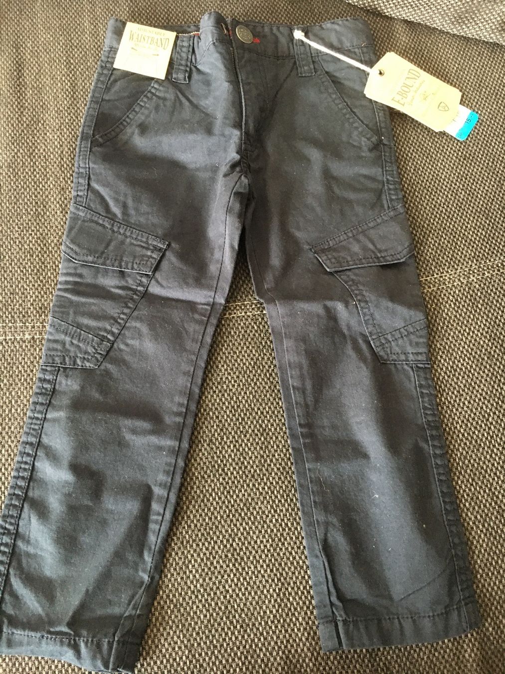 Pantaloni: Dunkelblaue, neue Hosen Gr. 104 – Nuovo e nell'imballaggio originale da Siegershausen venduto da Bubsi83