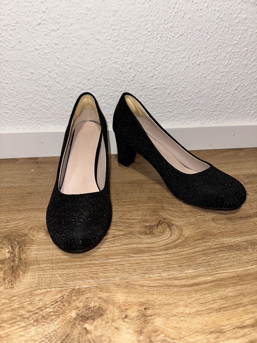 Scarpe da donna: Sparkly Highheels – Nuovo (secondo la descrizione) da Triengen venduto da cpm_hxf6