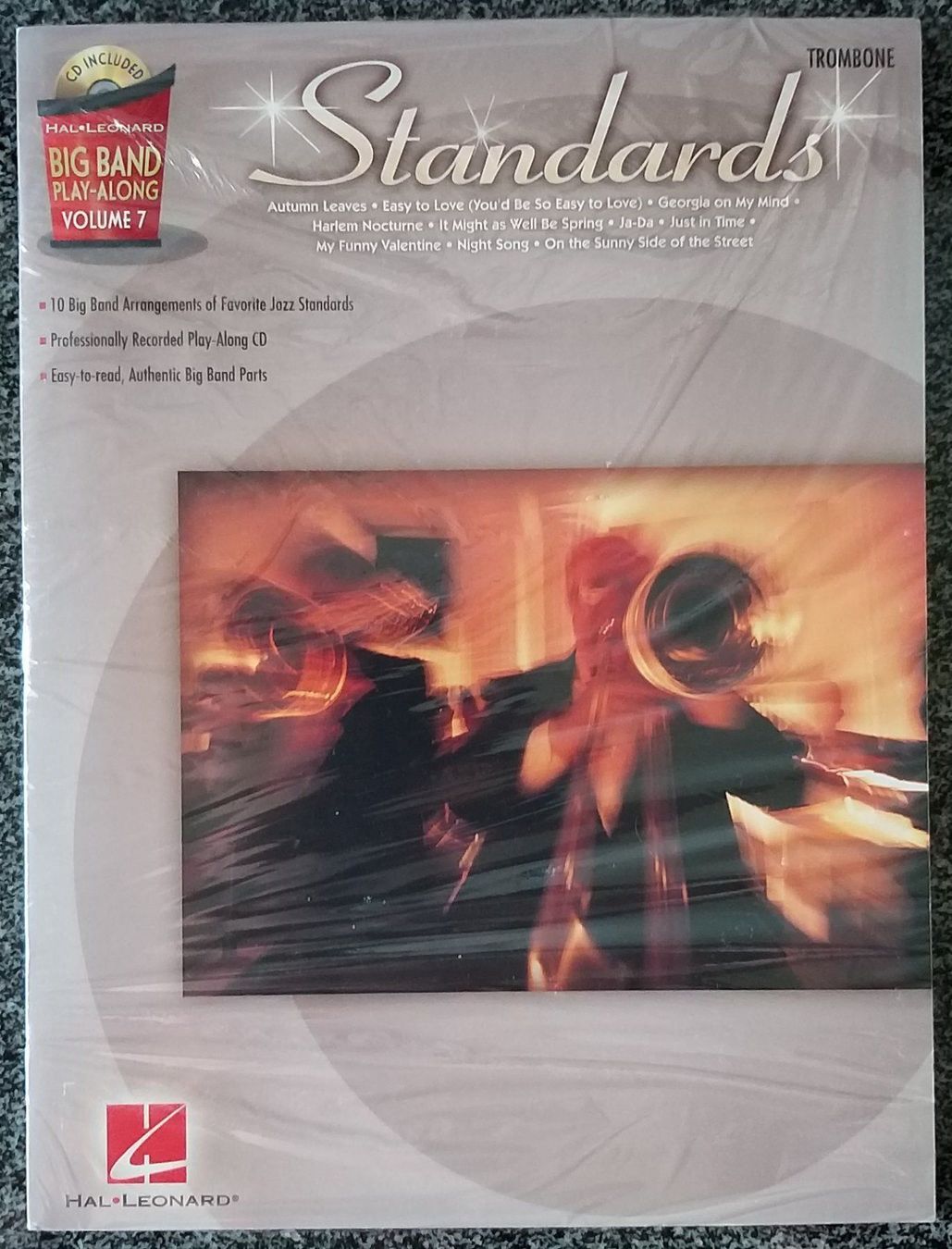 Strumenti musicali: HAL LEONARD 10 Jazz Standards Trombone PlayAlong CD – Nuovo e nell'imballaggio originale da Rotkreuz venduto da CLASAX 4