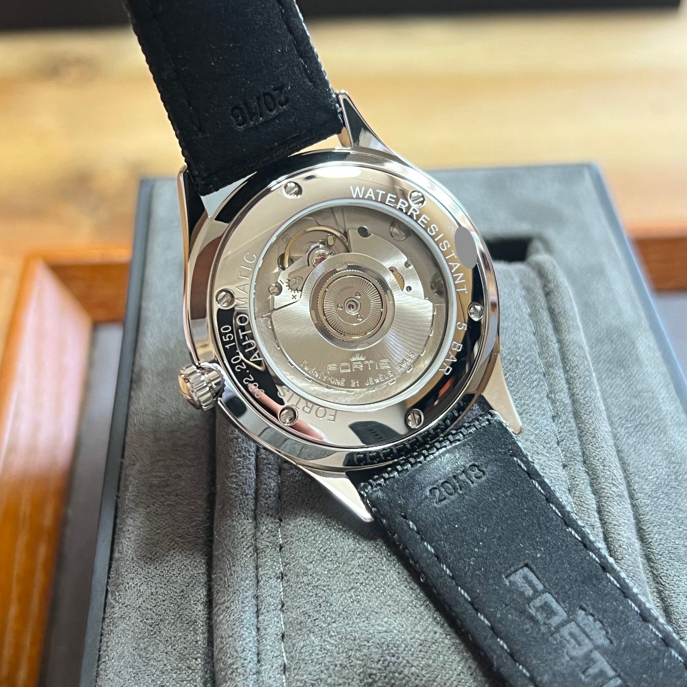 Fortis Orologi: Fortis Watch Pilot Classic Date Full Set 902.20.41LP – Usato da Carouge GE venduto da Watchaser 4