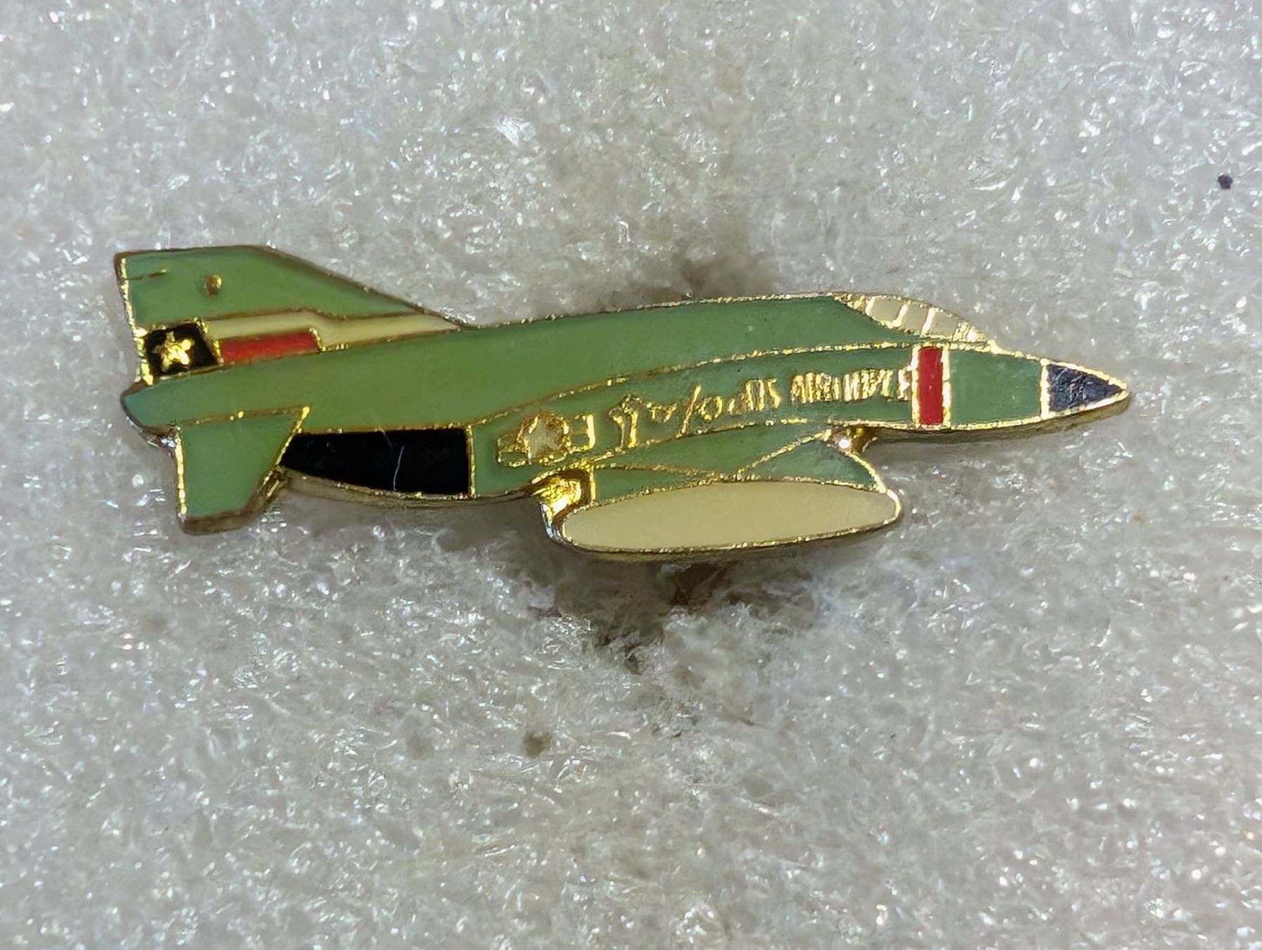 Placchette & Badge: Ansteckpin 129: Flugzeug – Usato da Oppligen venduto da Pin-Fall-Shop