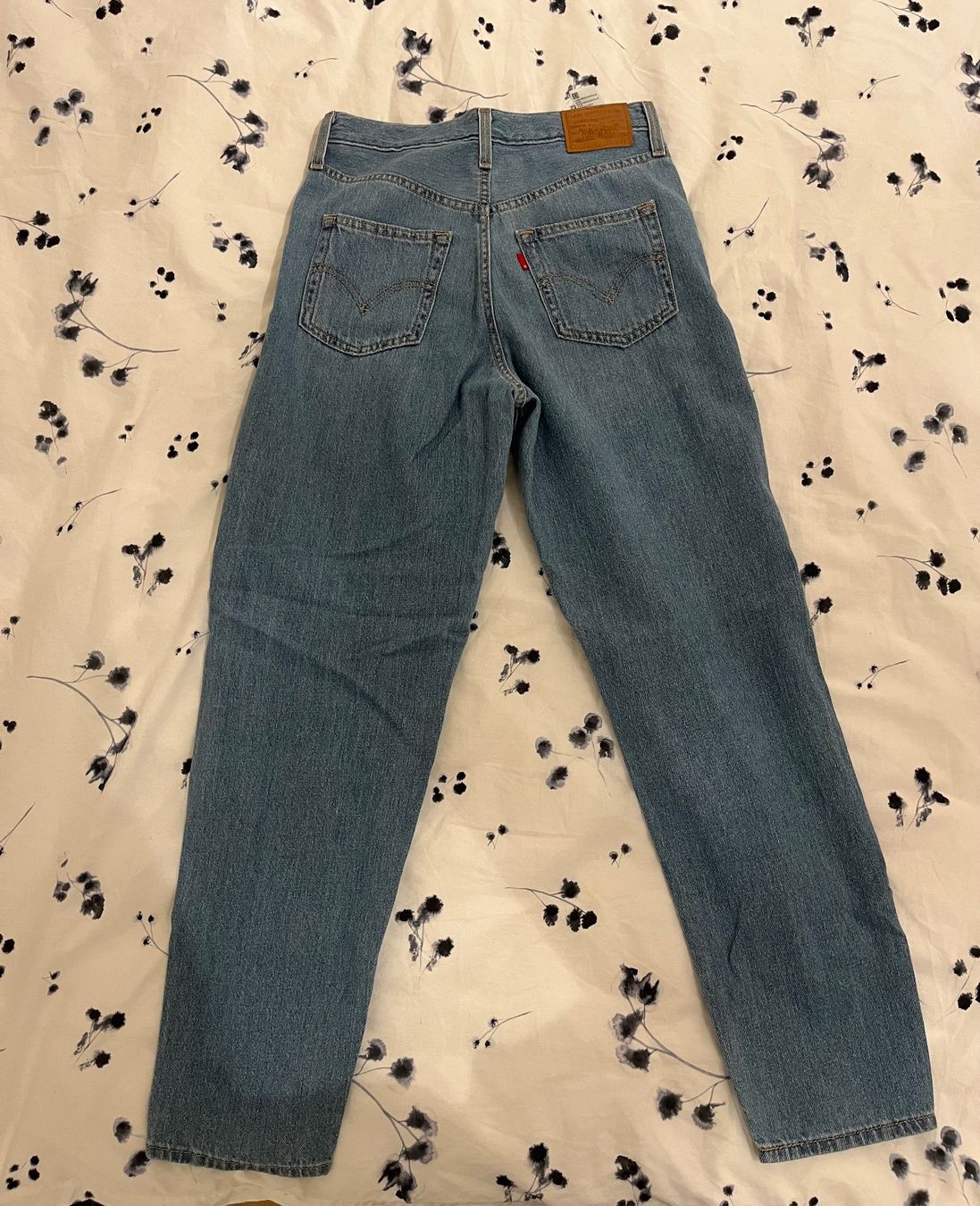 Levi's Jeans: Levis Jeans High Loose Taper Gr. 25 – D'occasion à Zürich par ana_j7lv 1
