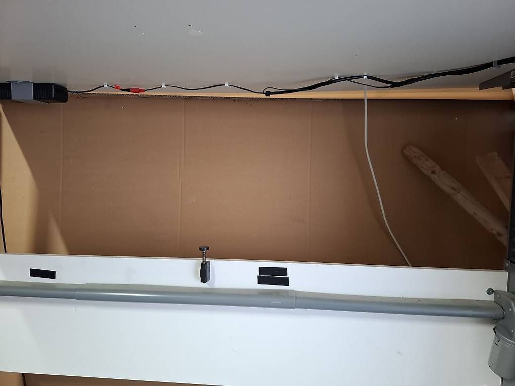 Schreibtische: Höhenverstellbares Pult – Gebraucht aus Lyss von Rogriss 1
